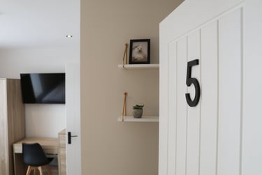 7 bed house, Hanover Street, Mount Pleasant, Swansea, SA16BQ - Image 2