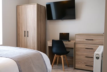 7 bed house, Hanover Street, Mount Pleasant, Swansea, SA16BQ - Image 3