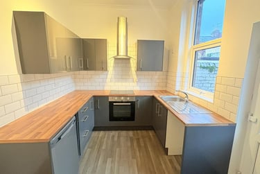 2 bed house, Dallas Street, Plungington, Preston, PR17UX - Image 3