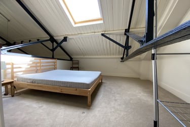 1 bed house, City Centre, Cardiff, CF116BH - Image 5