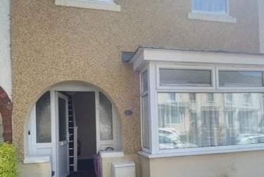 3 bed house, Port Tennant, St Thomas, Swansea, SA18LZ - Image 1