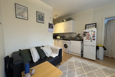 1 bed flat, Roath, Plasnewydd, Cardiff, CF243PT - Image 1