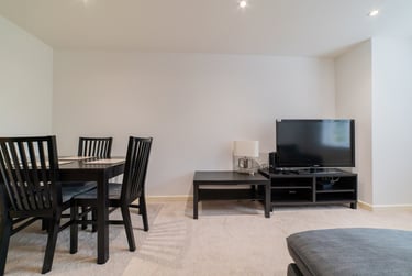 2 bed flat, Cardiff Bay, City Centre, Cardiff, CF104DA - Image 5