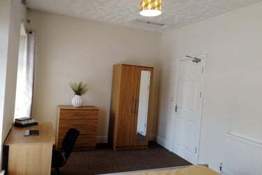 5 bed house, Port Tenant, St Thomas, Swansea, SA18NB - Image 5