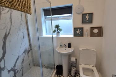 3 bed house, St Thomas, City Centre, Swansea, SA18BB - Image 4