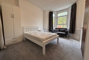 1 bed studio, Penylan, Plasnewydd, Cardiff, CF235BT - Image 1
