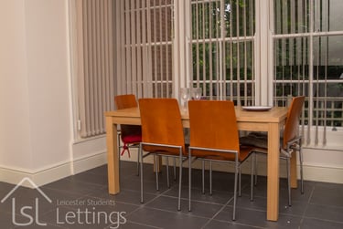 2 bed flat, (En-suites), Knighton Road, Stoneygate, Leicester, LE23HL - Image 5