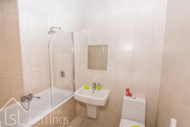 2 bed flat, (En-suites), Knighton Road, Stoneygate, Leicester, LE23HL - Image 6