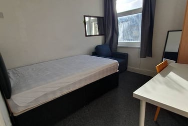 2 bed flat, 4, 20, Cathays, Cardiff, CF244BZ - Image 2