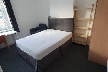 2 bed flat, 4, 20, Cathays, Cardiff, CF244BZ - Image 3