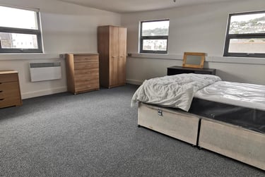 1 bed studio, City Centre, Mount Pleasant, Swansea, SA14AB - Image 1