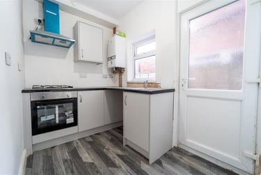 2 bed house, Gleave Road, Selly Park, Birmingham, B296JW - Image 2