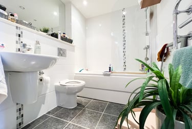 1 bed flat, Cardiff Bay, Grangetown, Cardiff, CF105NZ - Image 6