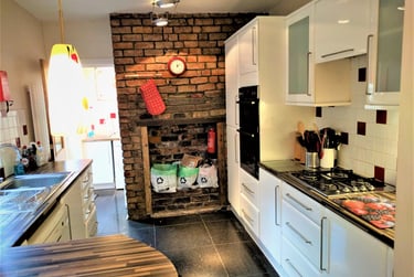 4 bed house, Brynmill, Swansea, SA20DA - Image 3