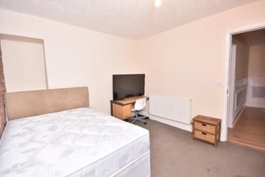 4 bed house, Street, Swansea Marina, Swansea, SA18BR - Image 11