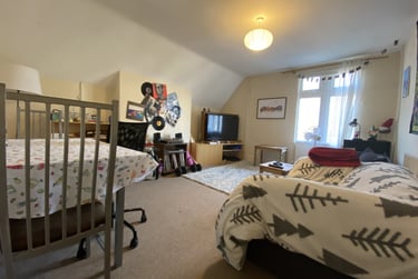 2 bed flat, Roath, Plasnewydd, Cardiff, CF243AR - Image 1