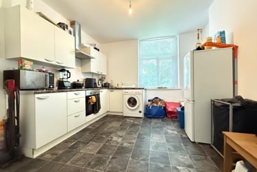 1 bed flat, Cathays, Plasnewydd, Cardiff, CF243AL - Image 1