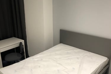 3 bed house, St Thomas, City Centre, Swansea, SA18DL - Image 6