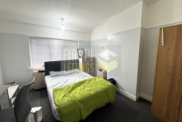 3 bed house, Bonnington Road, Knighton, Leicester, LE23DB - Image 1