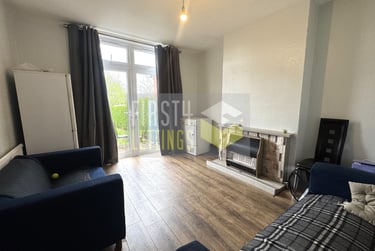 3 bed house, Bonnington Road, Knighton, Leicester, LE23DB - Image 3