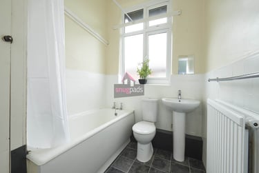 6 bed house, Salford, Seedley, M67NU - Image 11