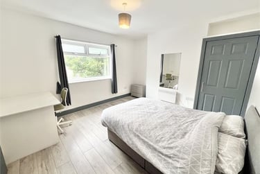 5 bed house, St Helens Avenue, Brynmill, Swansea, SA14NQ - Image 1