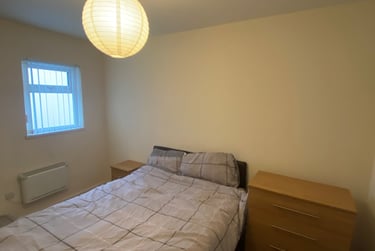 1 bed flat, City Centre, Neath, Swansea, SA15HG - Image 4