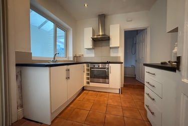 3 bed house, Splott, Cardiff, CF242LU - Image 1
