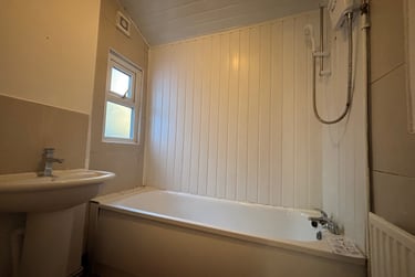 3 bed house, Splott, Cardiff, CF242LU - Image 8