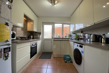 3 bed house, Pentwyn, Cardiff, CF237BL - Image 2