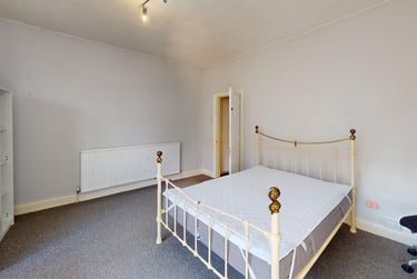 4 bed house, Fosse Road South, City Centre, Leicester, LE30FW - Image 2