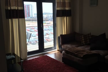 2 bed flat, Kings Road, Swansea Marina, Swansea, SA18AL - Image 3