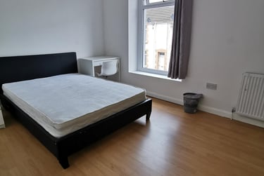 4 bed house, Sandfields, Neath, Swansea, SA13JF - Image 6