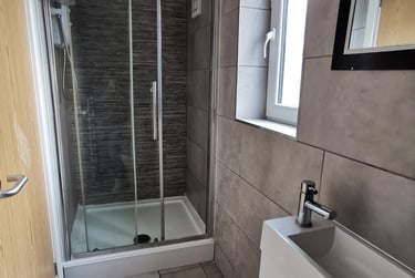 4 bed house, Sandfields, Neath, Swansea, SA13JF - Image 9