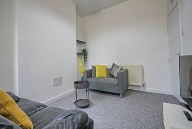 3 bed house, Liverpool, Wavertree, L154HA - Image 2