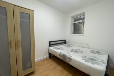 2 bed house, Cathays, Cardiff, CF244NX - Image 4