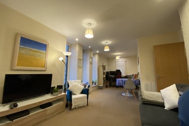 2 bed flat, Adamsdown, Adamstown, Cardiff, CF240EZ - Image 2