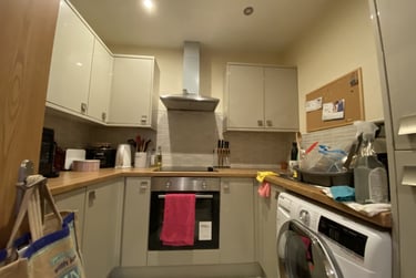 2 bed flat, Adamsdown, Adamstown, Cardiff, CF240EZ - Image 3