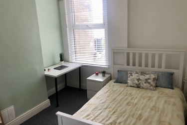 6 bed house, Brynmill, Swansea, SA20DY - Image 4