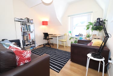 1 bed flat, Adamsdown, Adamstown, Cardiff, CF240LF - Image 1