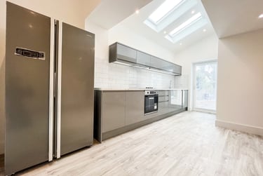 2 bed flat, Roath, Plasnewydd, Cardiff, CF243AR - Image 3