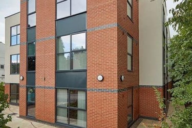 1 bed flat, Frederick Road, Selly Oak, Birmingham, B296PB - Image 1