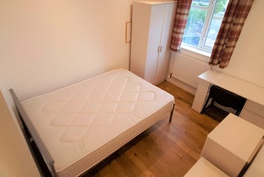 3 bed flat, St Thomas, Swansea Marina, Swansea, SA18ET - Image 6