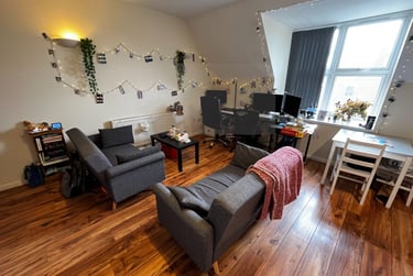 2 bed flat, London Road, Highfields, Leicester, LE20QS - Image 2