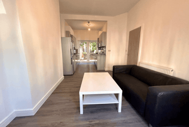 6 bed house, N/A, Cathays, Cardiff, CF244QB - Image 4