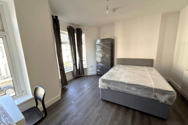 6 bed house, N/A, Cathays, Cardiff, CF244QB - Image 5