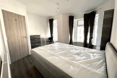 6 bed house, N/A, Cathays, Cardiff, CF244QB - Image 6