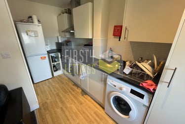 3 bed flat, Deacon Street, City Centre, Leicester, LE27EF - Image 2