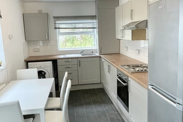 5 bed house, Mount Pleasant, Swansea, SA14HF - Image 2