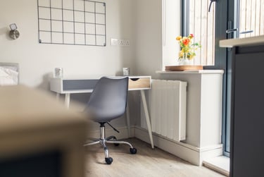 1 bed flat, Cathays, Cardiff, CF103EE - Image 4